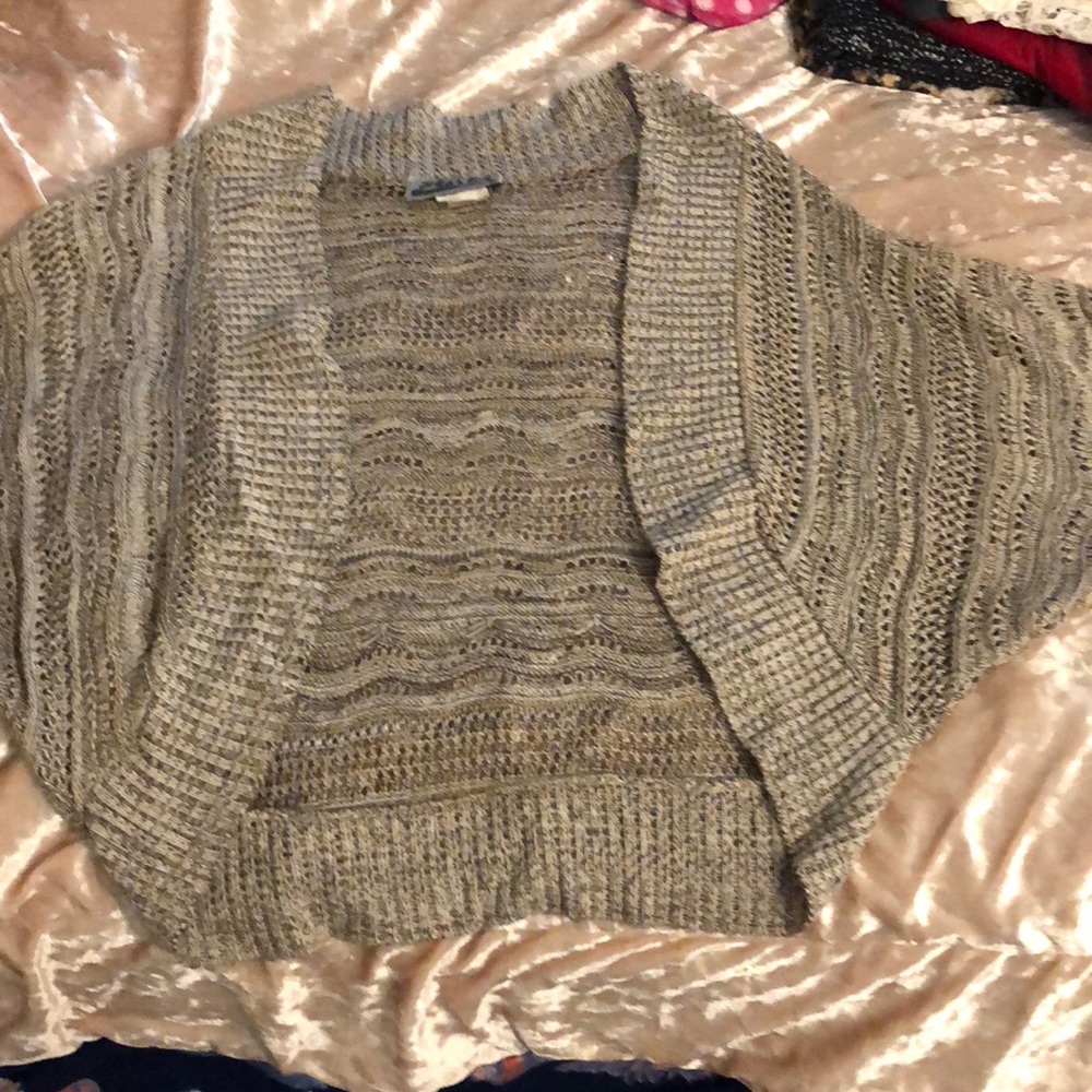 Sleeveless cardigan